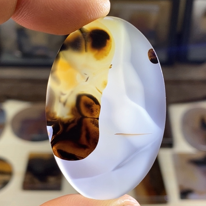 玛瑙/玉髓颈饰未镶嵌