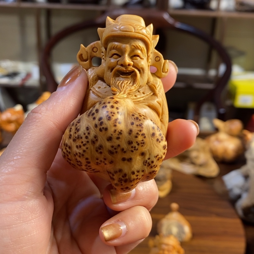 【闪购商品】柏木（崖柏）工艺品和你联系了