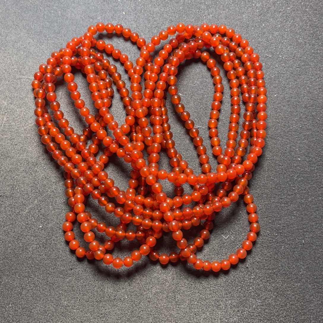 颈饰未镶嵌石英质玉小*窝