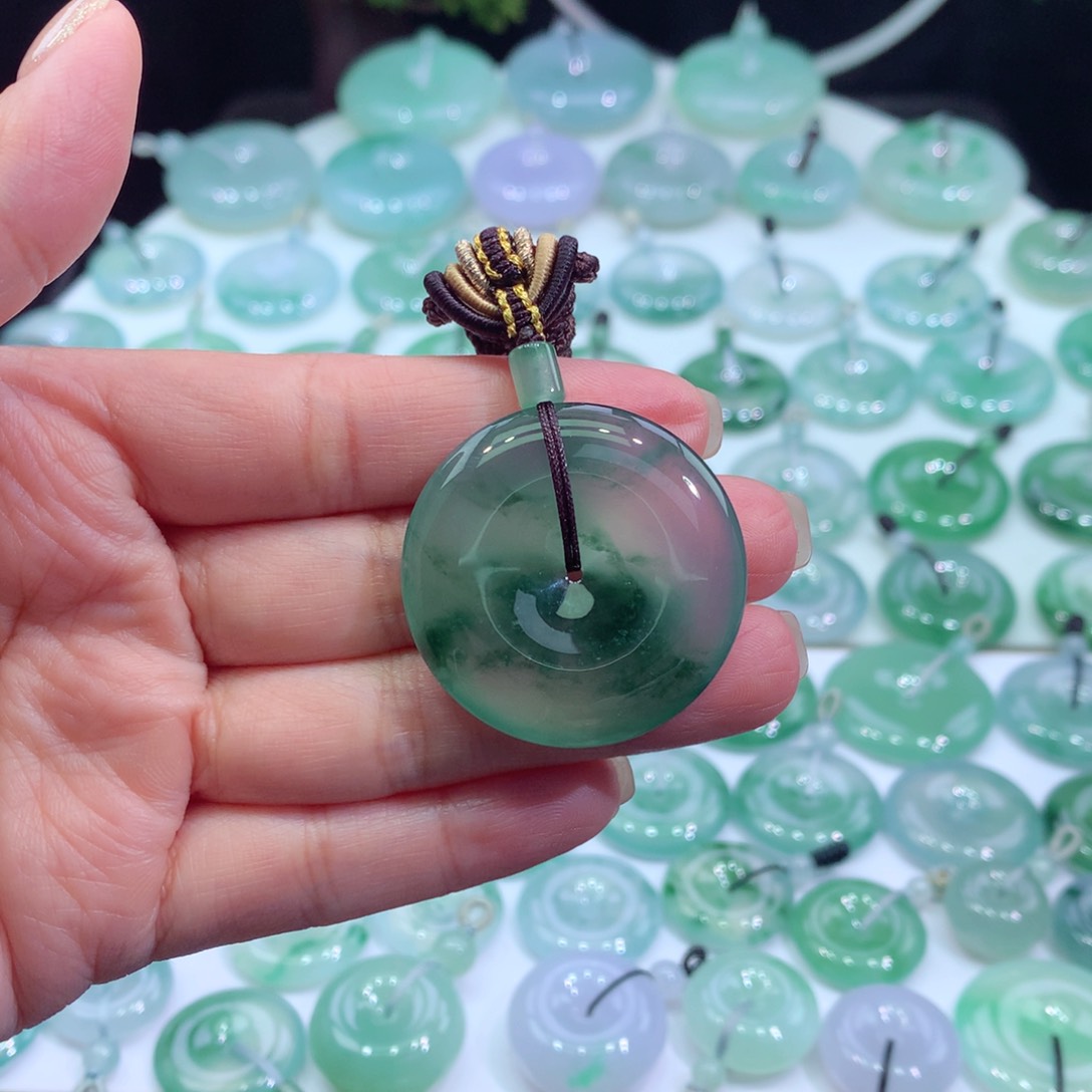 颈饰未镶嵌翡翠江*客34.1*6.1