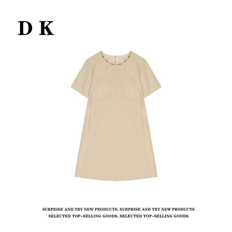 DK 2025夏季女装设计感小香风时尚圆领短袖宽松显瘦连衣裙 2681