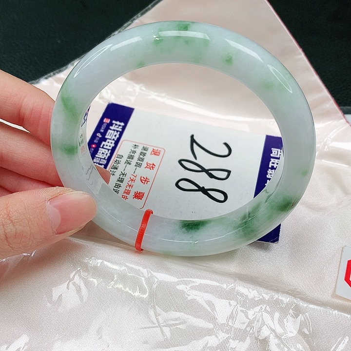 未镶嵌手镯翡翠翡翠手镯