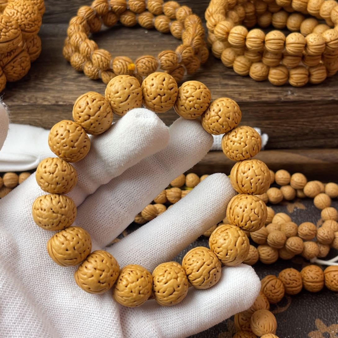 吊坠桃核崔*金丹手串