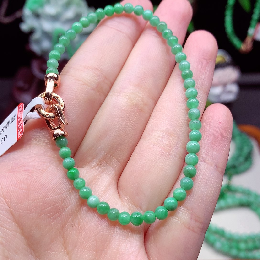 翡翠未镶嵌手链翡翠