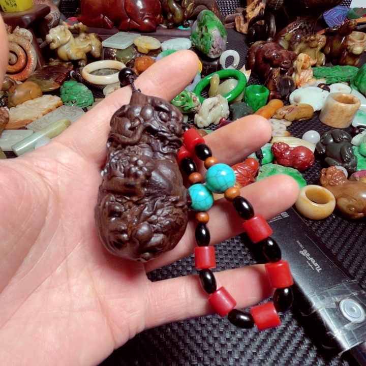 白玉菩提把件漂亮