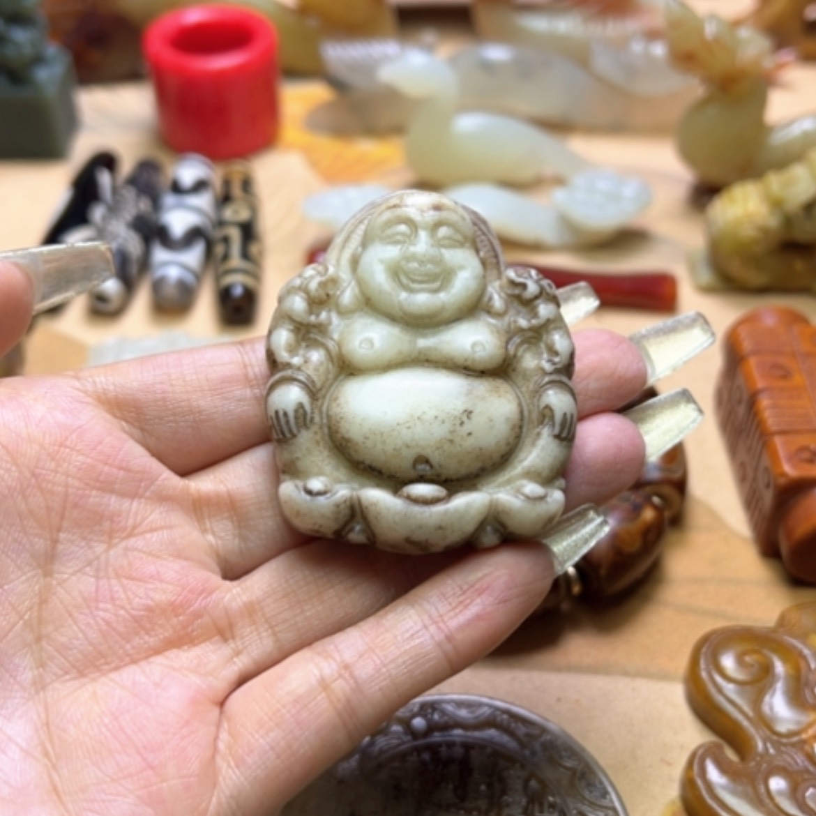 【闪购商品】蛇纹石玉颈饰未镶嵌