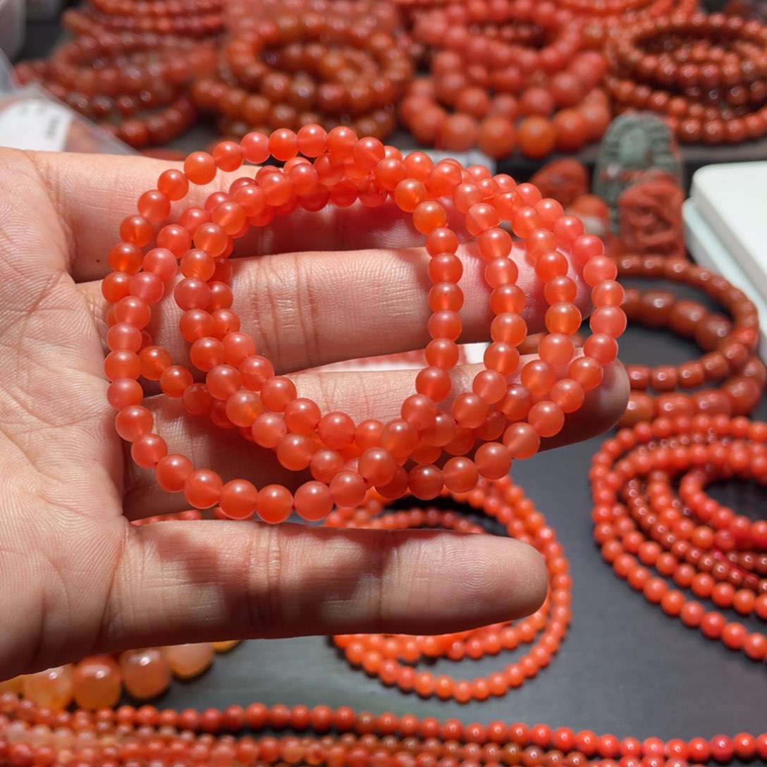 南红玛瑙手链未镶嵌