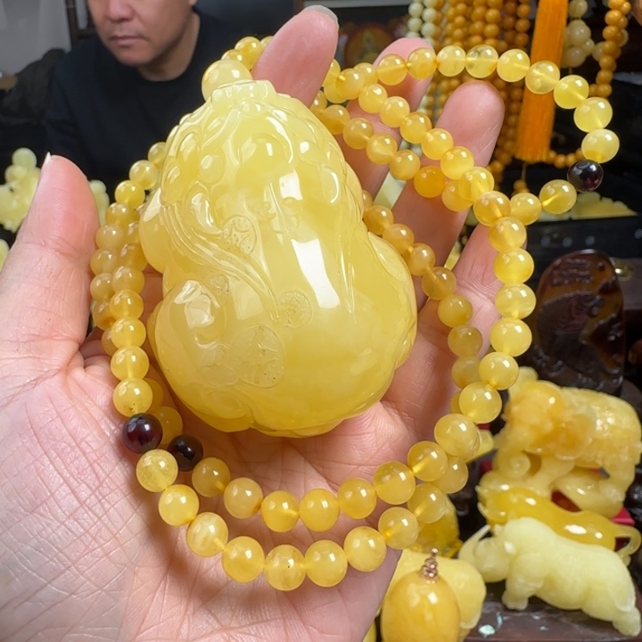 蜜蜡珠宝奇石未镶嵌