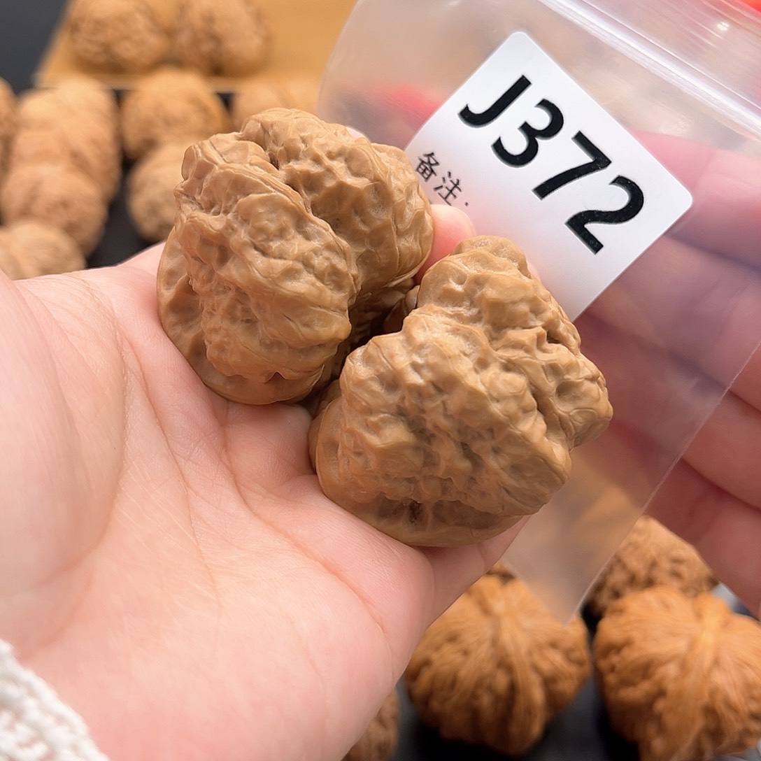 文玩核桃把件蛙蛙精品46肚47