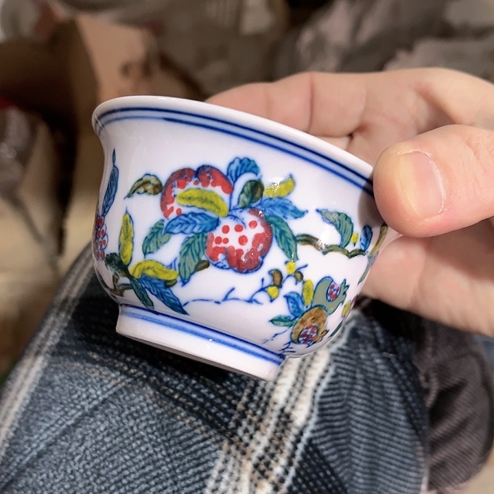 瓷片/////景德镇陶瓷杯子。红。