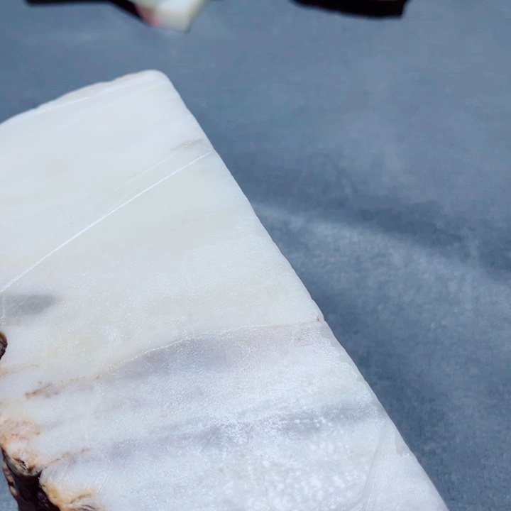 和田玉（糖玉）未镶嵌珠宝奇石