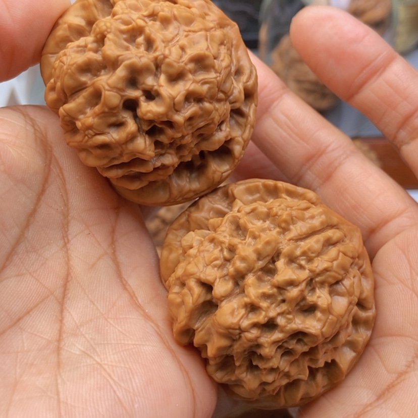 【闪购商品】文玩核桃把件49龙鼎全品