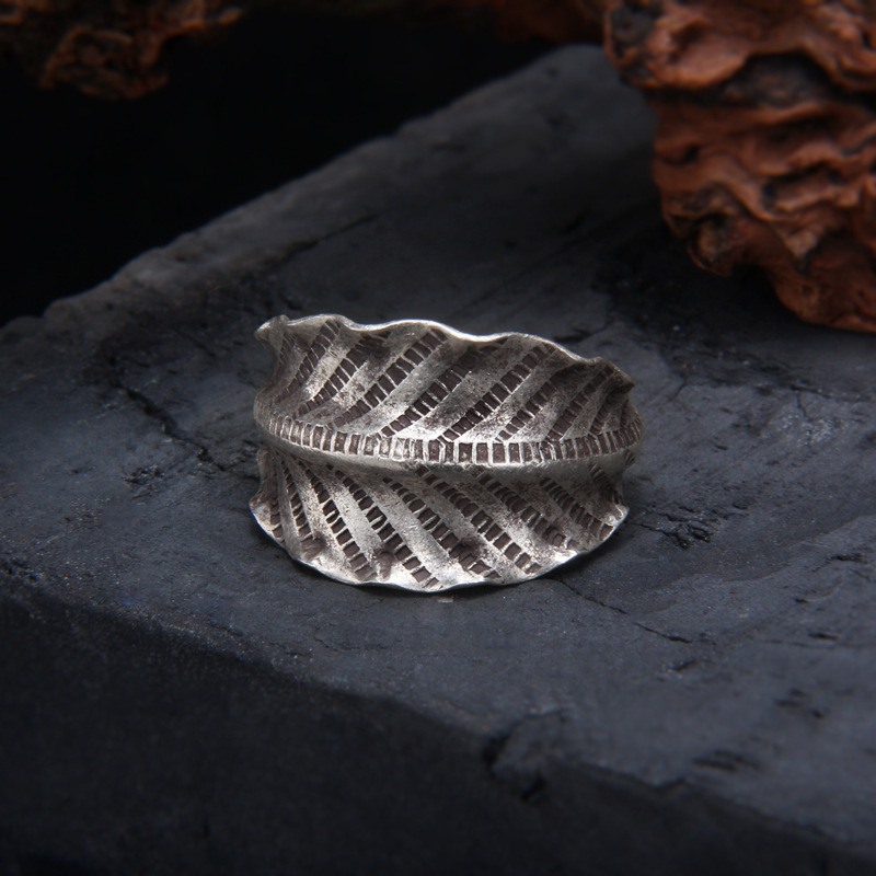 925银戒指 泰国清迈手工艺品S925纯银复古民族风个性小众叶子戒指