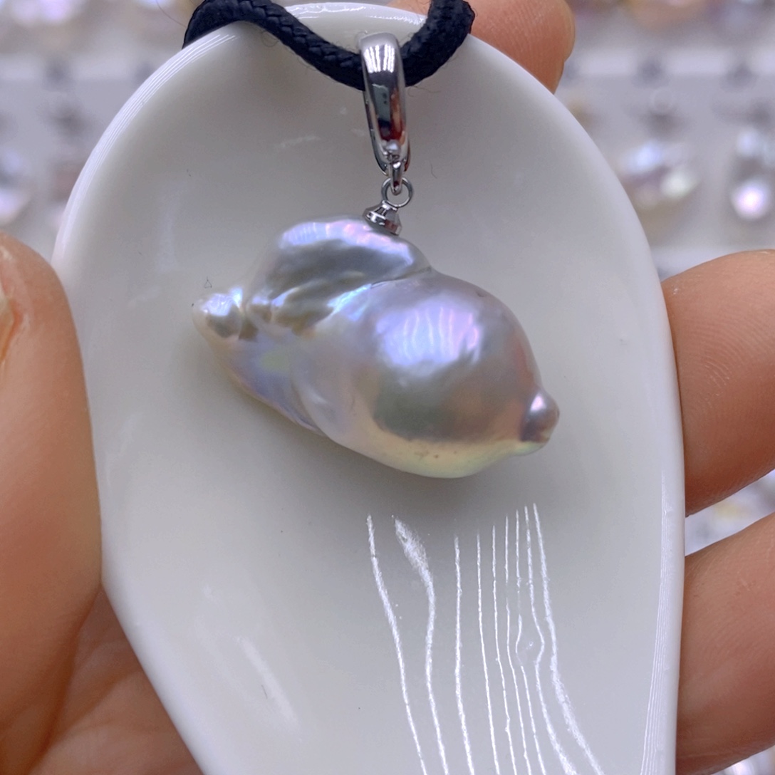 颈饰未镶嵌淡水珍珠