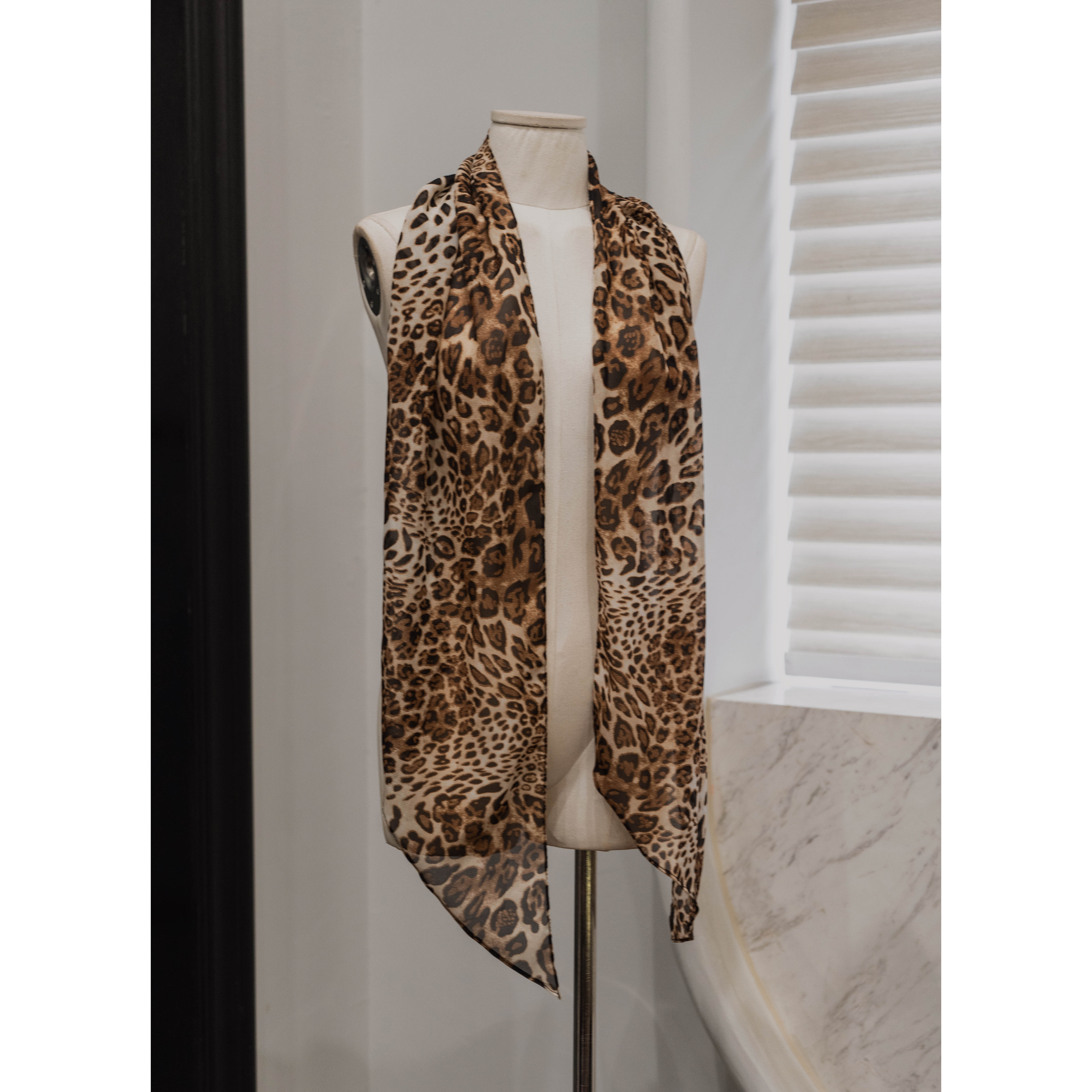 春季新款百搭豹纹丝巾女复古高级感飘带