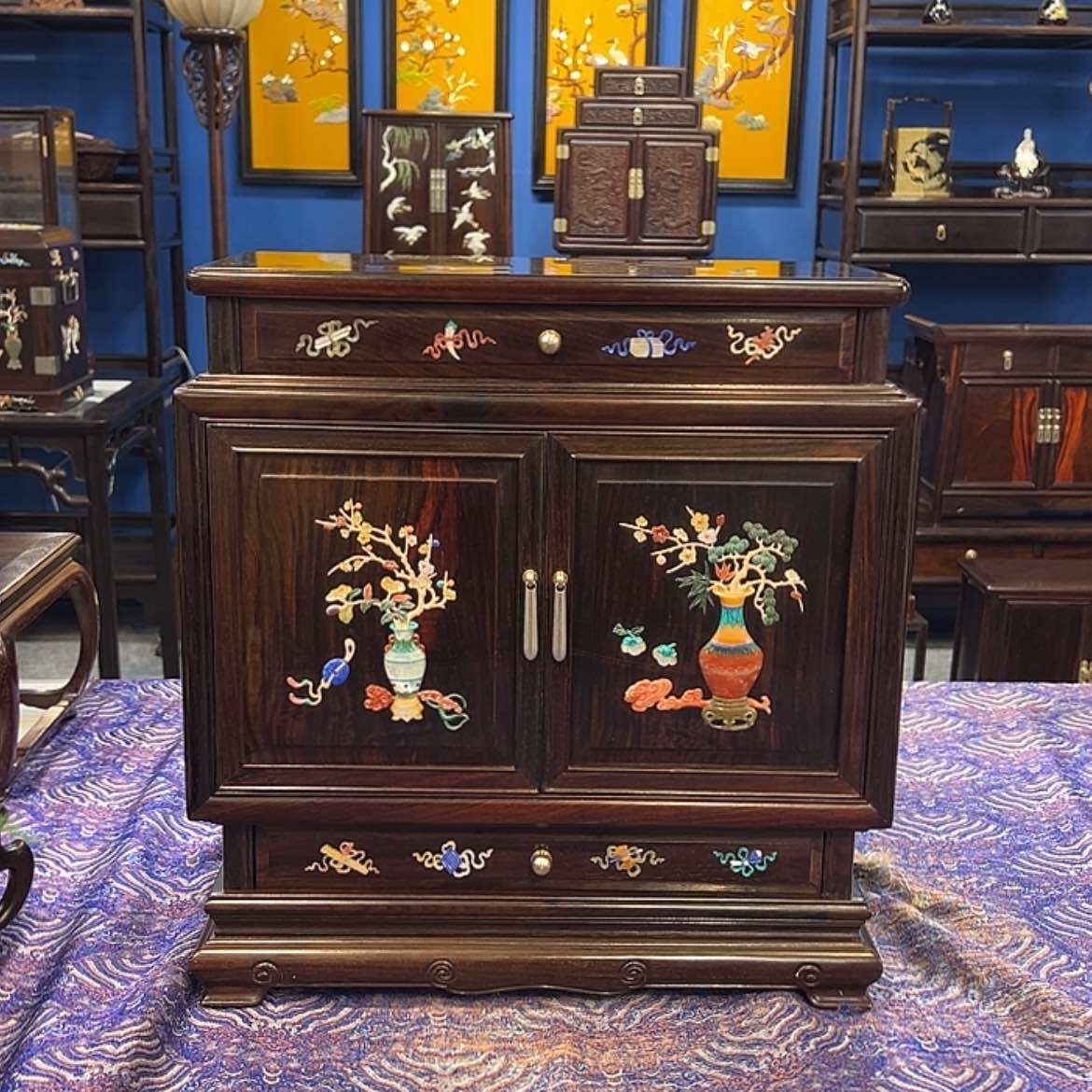 【闪购商品】红酸枝木类成套家具茶柜