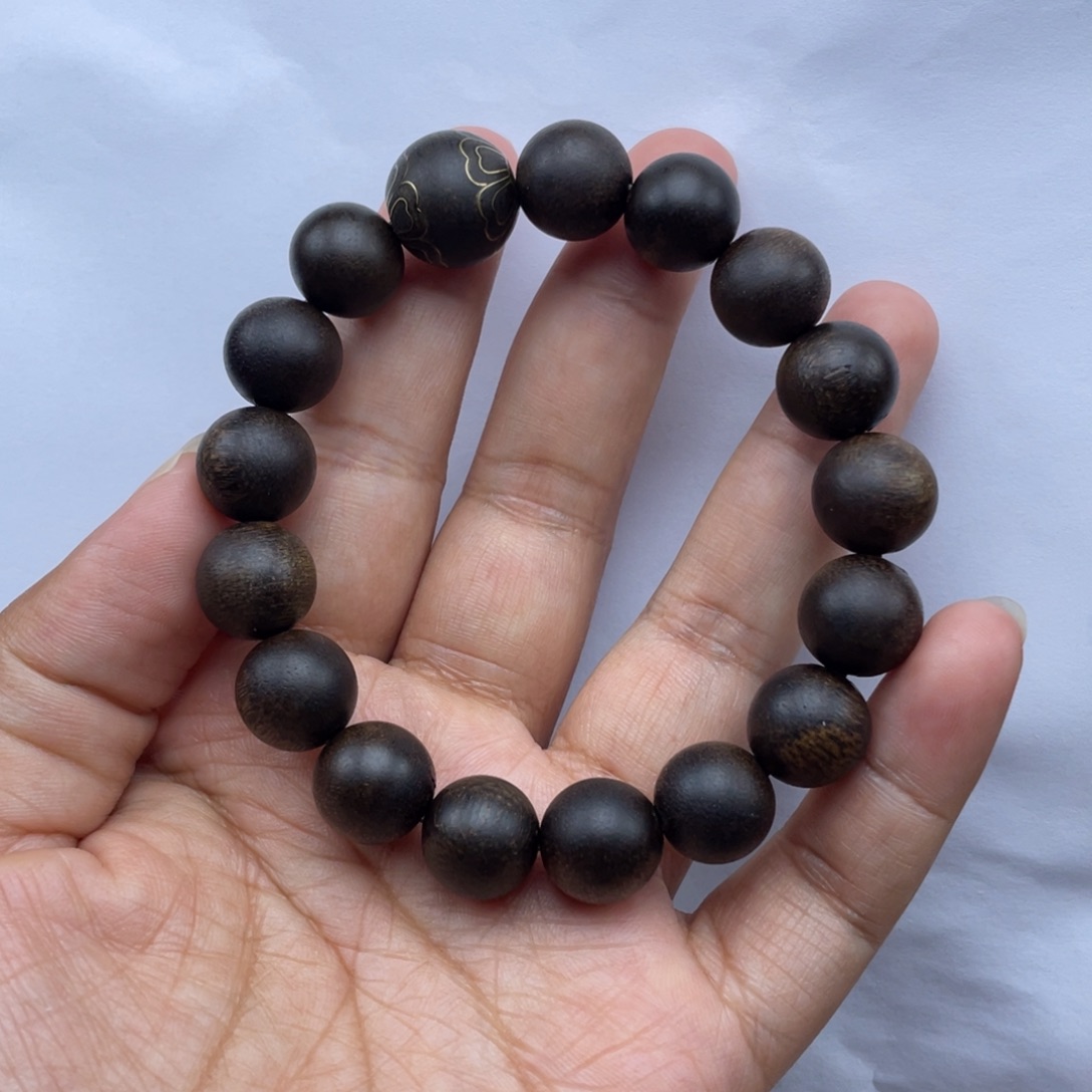 【闪购商品】沉香手串诸**宜越南白棋1.2