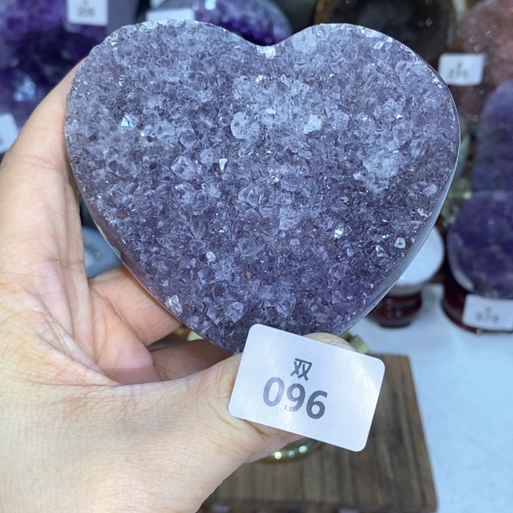 未镶嵌水晶大型摆件（非配饰）