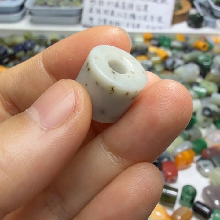 未镶嵌和田玉珠宝半成品