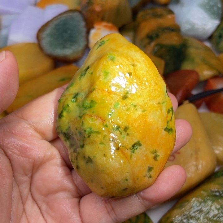 翡翠挂件未镶嵌缅甸翡翠