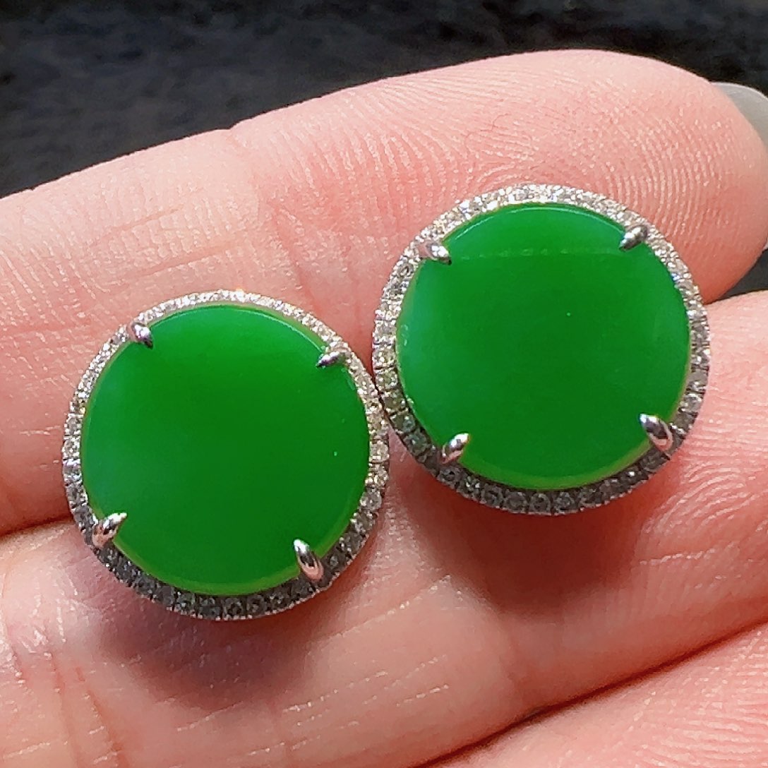 翡翠耳饰18K金镶嵌自*签收后24小时鉴赏期