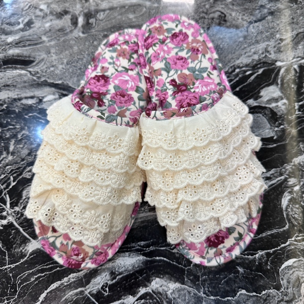 【树下优品】韩系布艺蕾丝拖鞋橡胶防滑底纯色碎花家居拖鞋