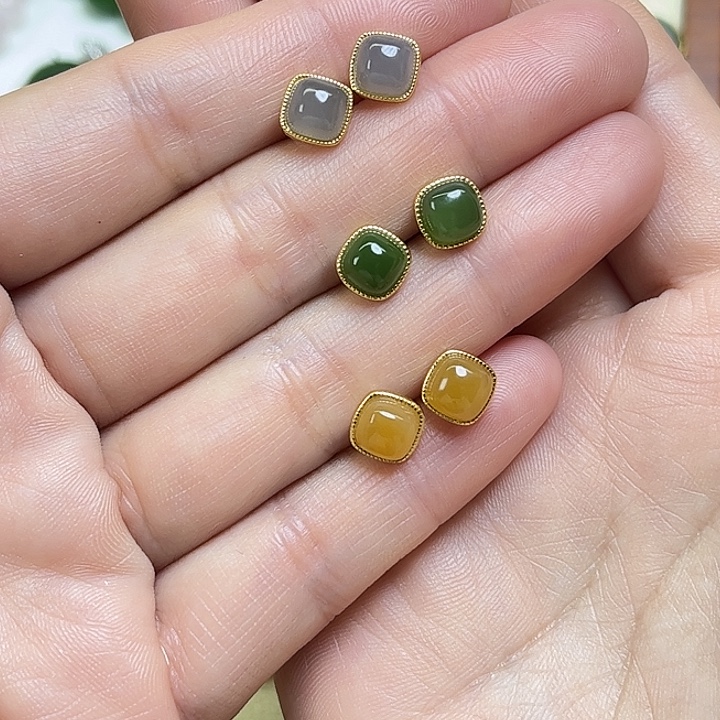 和田玉银S925镶嵌耳饰