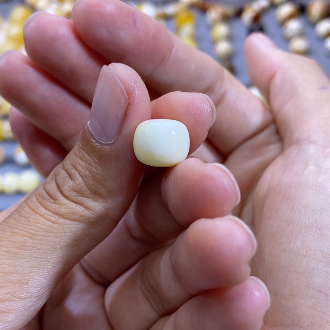 琥珀珠宝奇石未镶嵌@****长