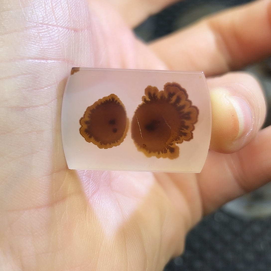 玛瑙/玉髓未镶嵌珠宝半成品