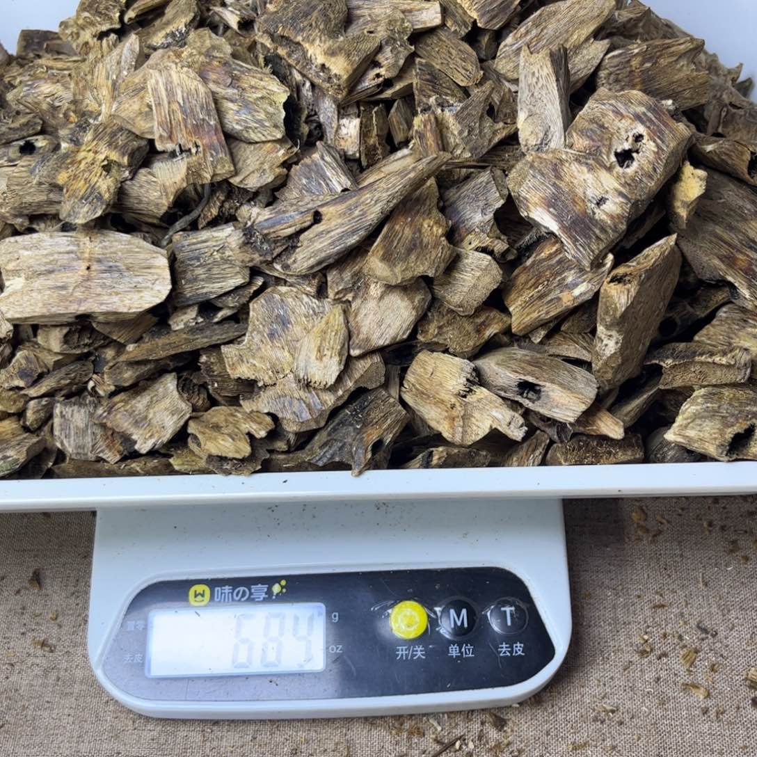 沉香木手把件川*奇楠684 克。。。