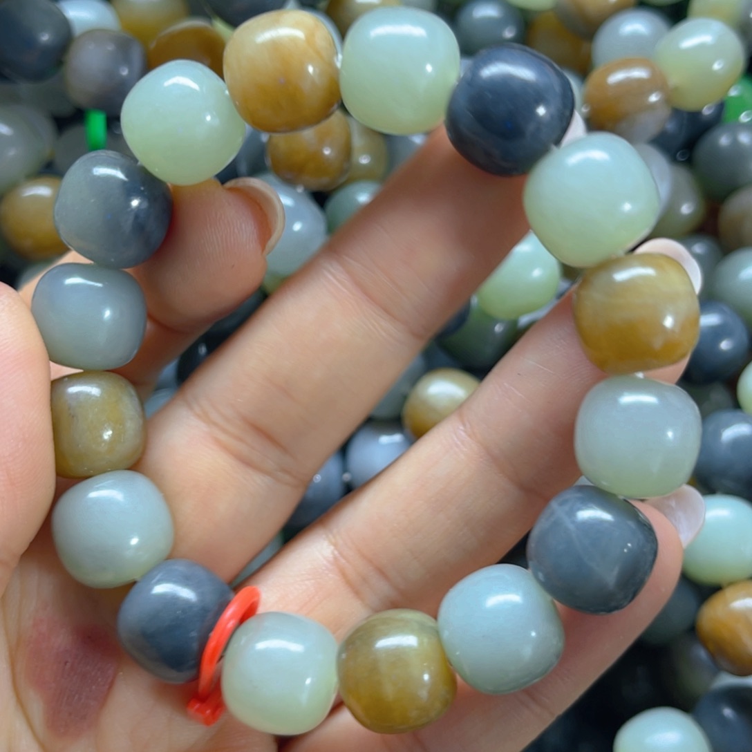 手链未镶嵌和田玉