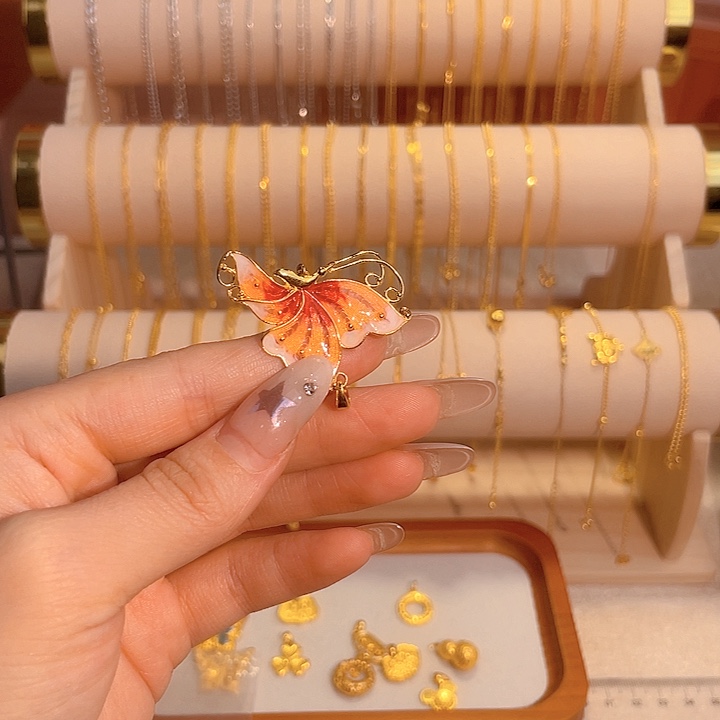 泽***恩十七- - - - - 蝴蝶