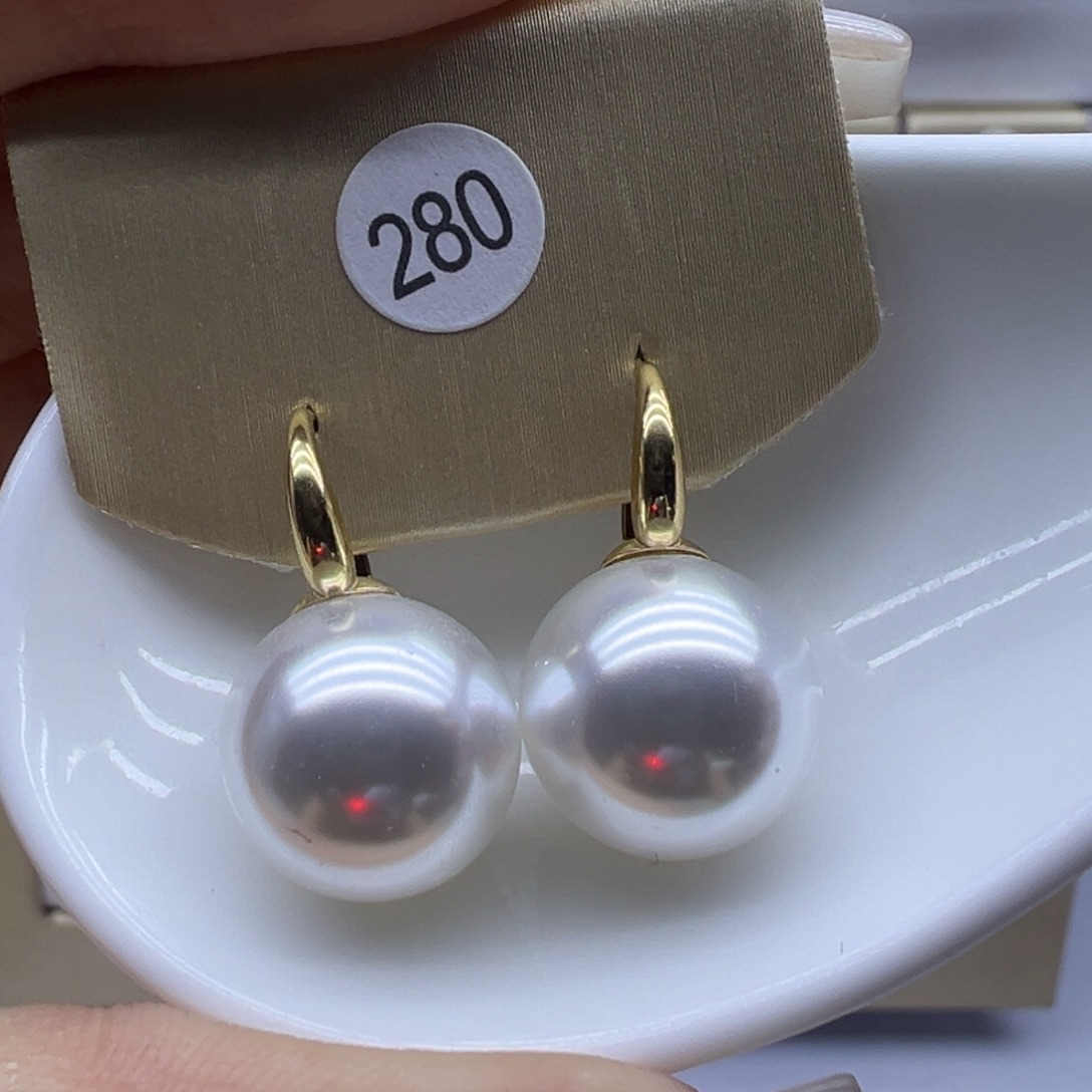 耳饰18K金镶嵌淡水珍珠