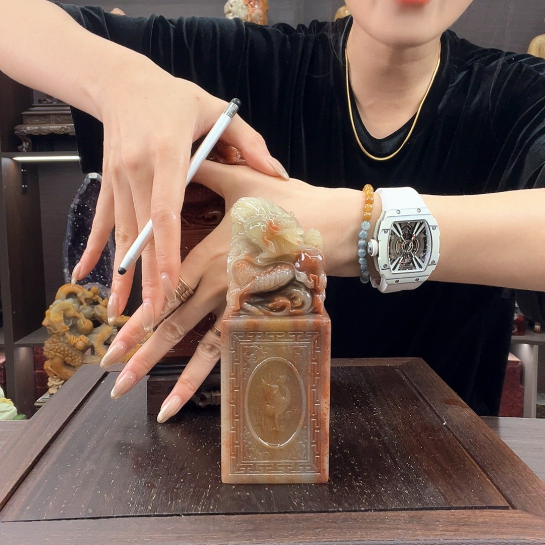 寿山石。。。。。。。。。。。。。。