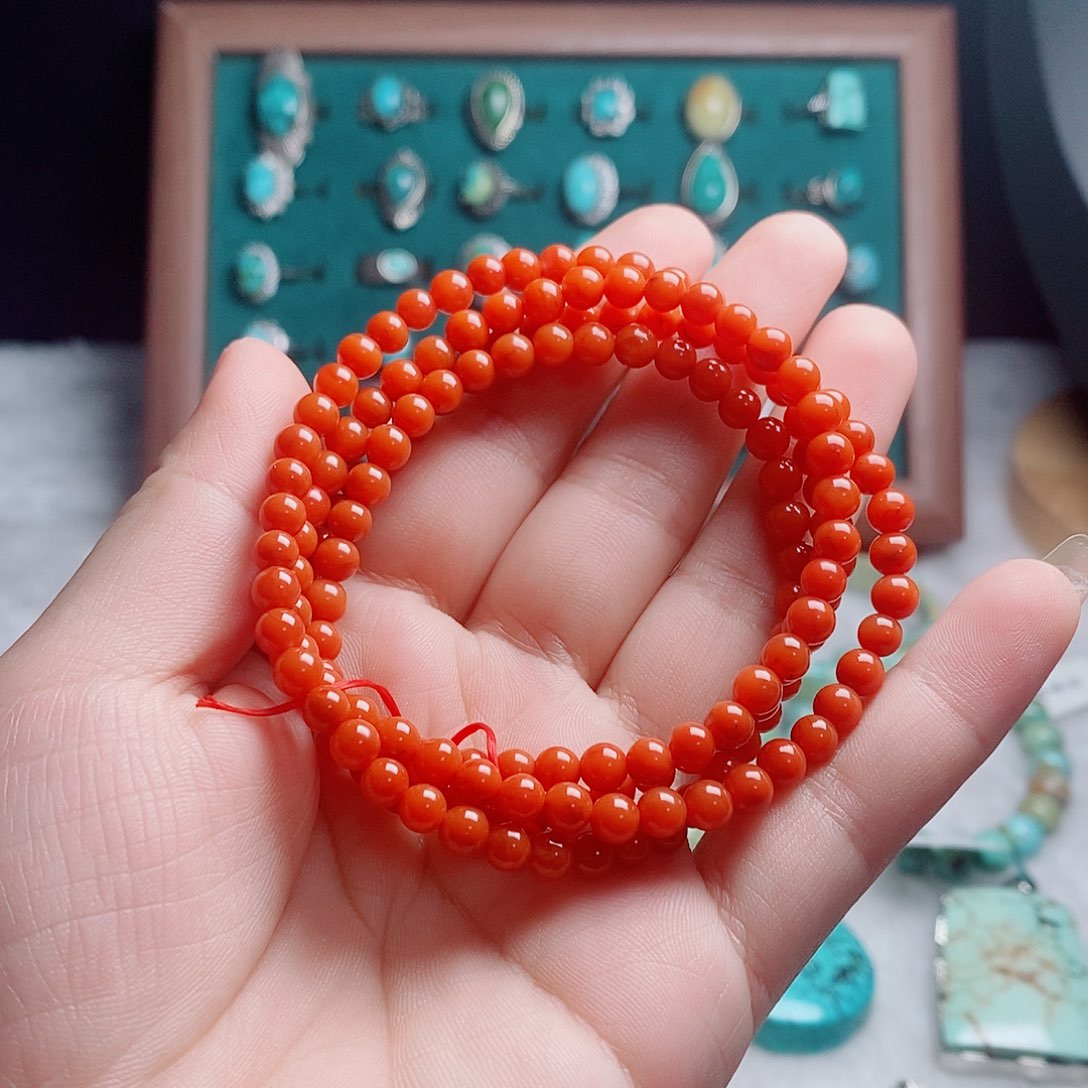 未镶嵌绿松石颈饰