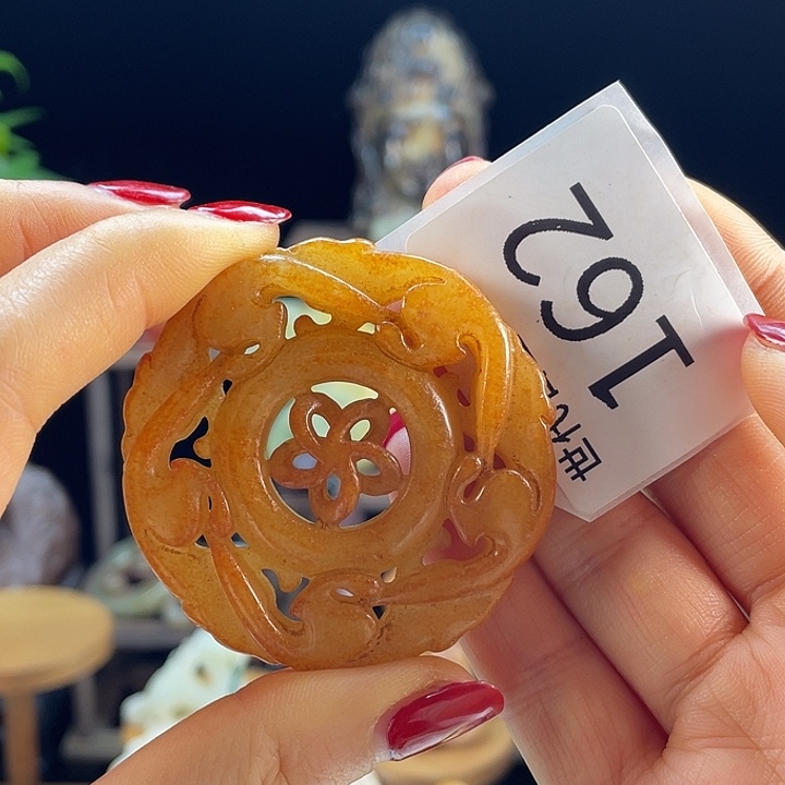 和田玉（糖玉）未镶嵌挂件