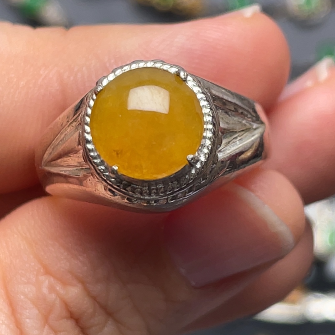 翡翠未镶嵌戒指纯天然缅甸翡翠A货