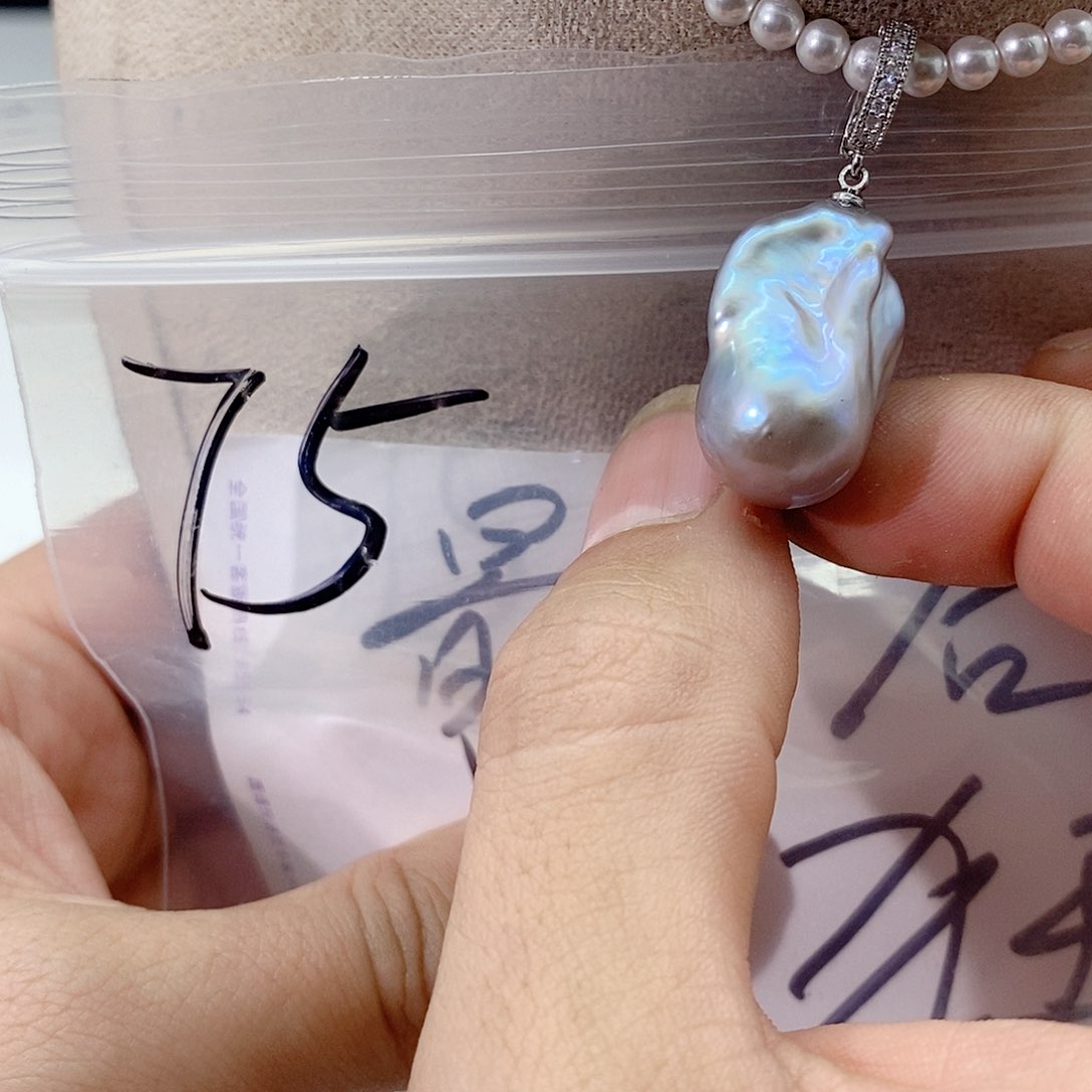 淡水珍珠颈饰合金