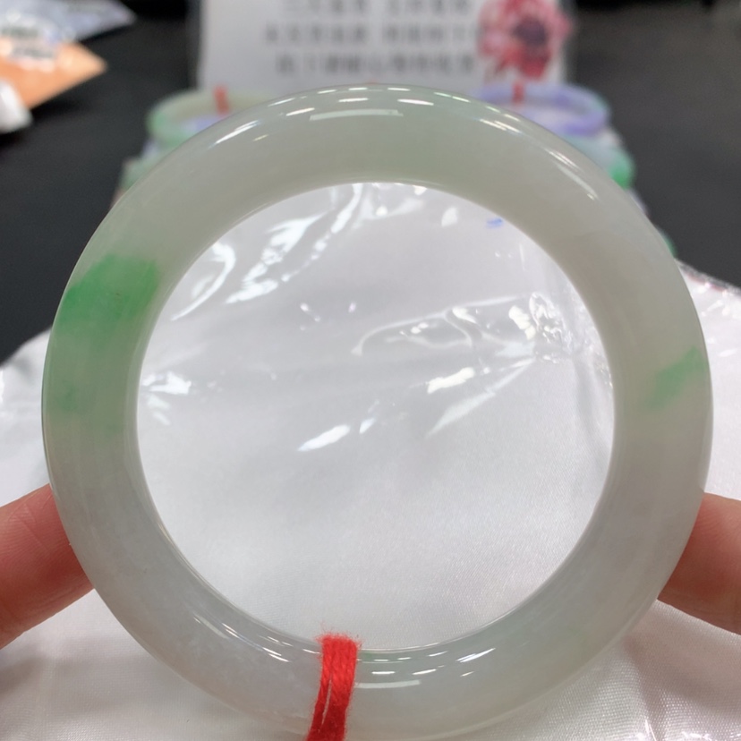 【闪购商品】翡翠手镯未镶嵌冬**来翡翠