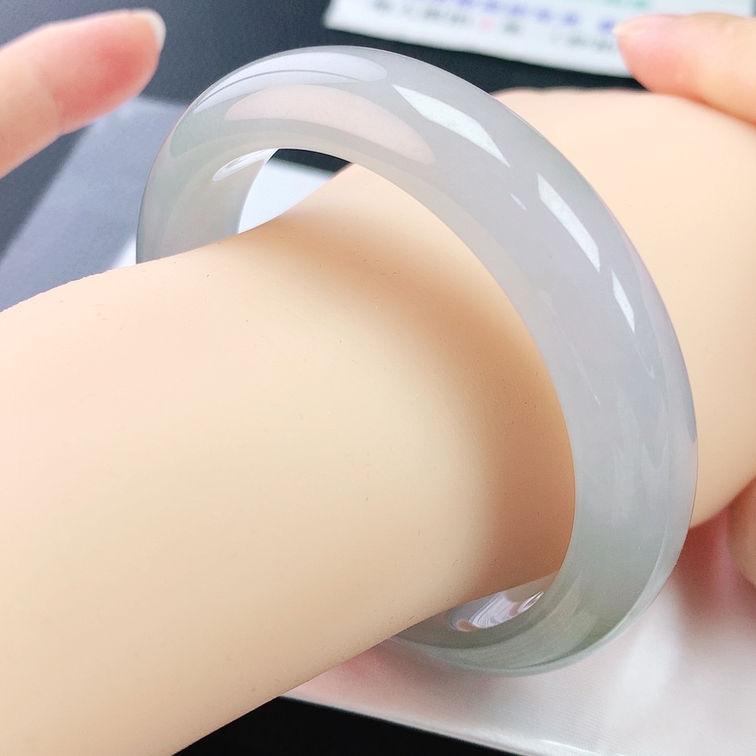 未镶嵌手镯翡翠55+圈