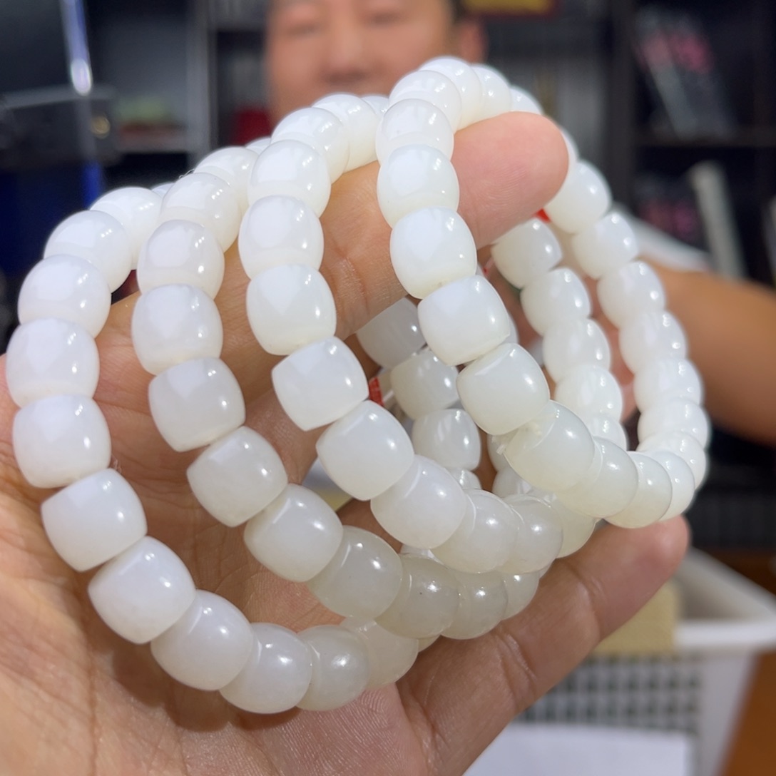 手串未镶嵌和田玉纯天然和田玉新疆黑山山流水卡10多样性发其一