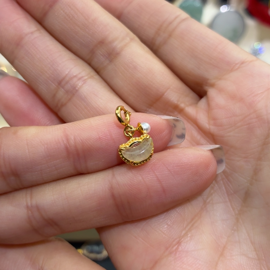 翡翠银S925镶嵌颈饰滴流