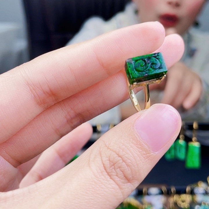 翡翠戒指银S925镶嵌饰品