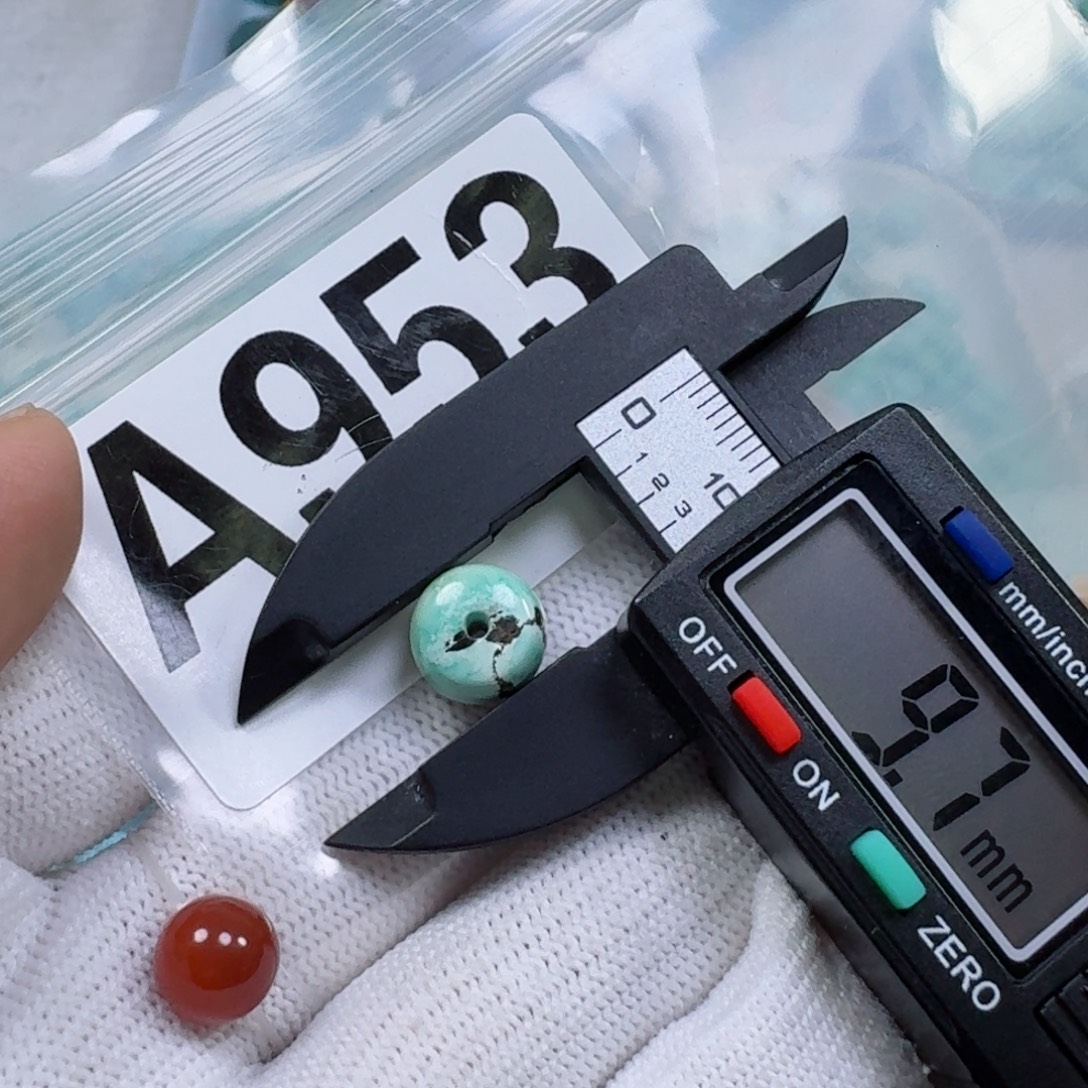 南红玛瑙未镶嵌珠宝奇石