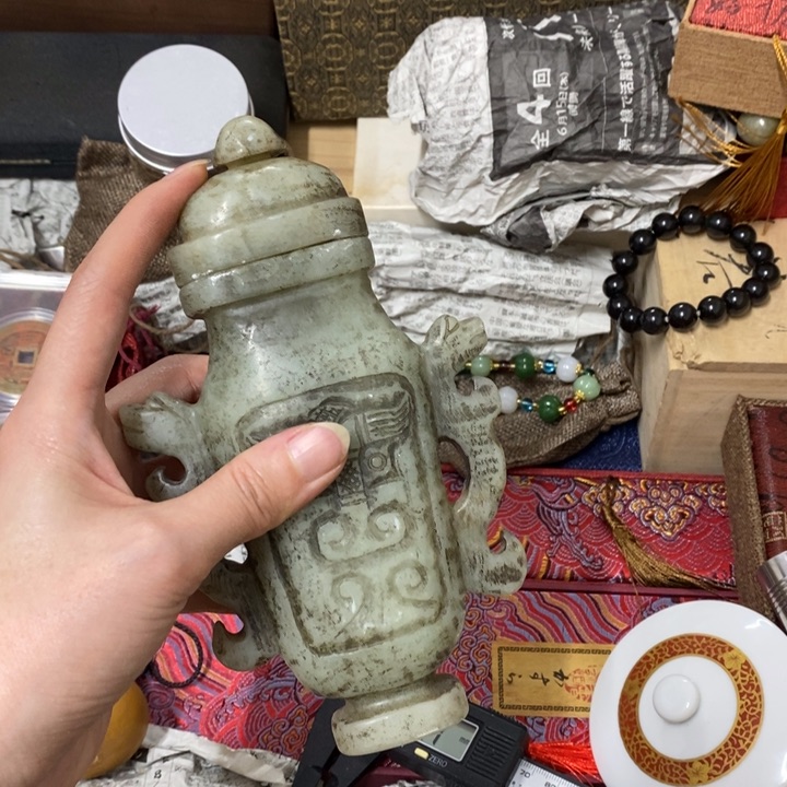 瓷片哈中古工艺品一件