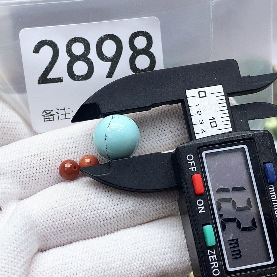 颈饰未镶嵌南红玛瑙