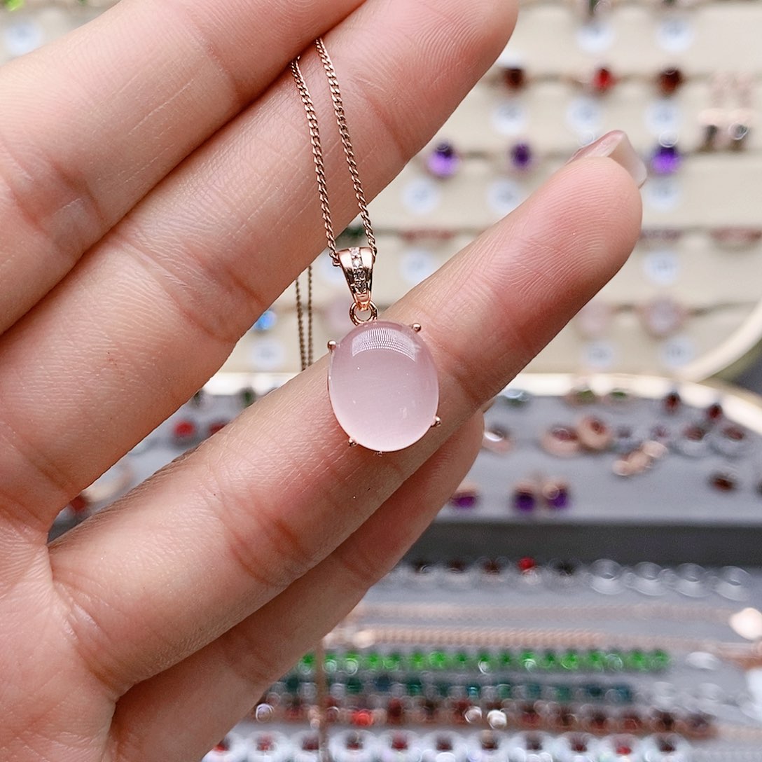 芙蓉石颈饰银S925镶嵌吊坠