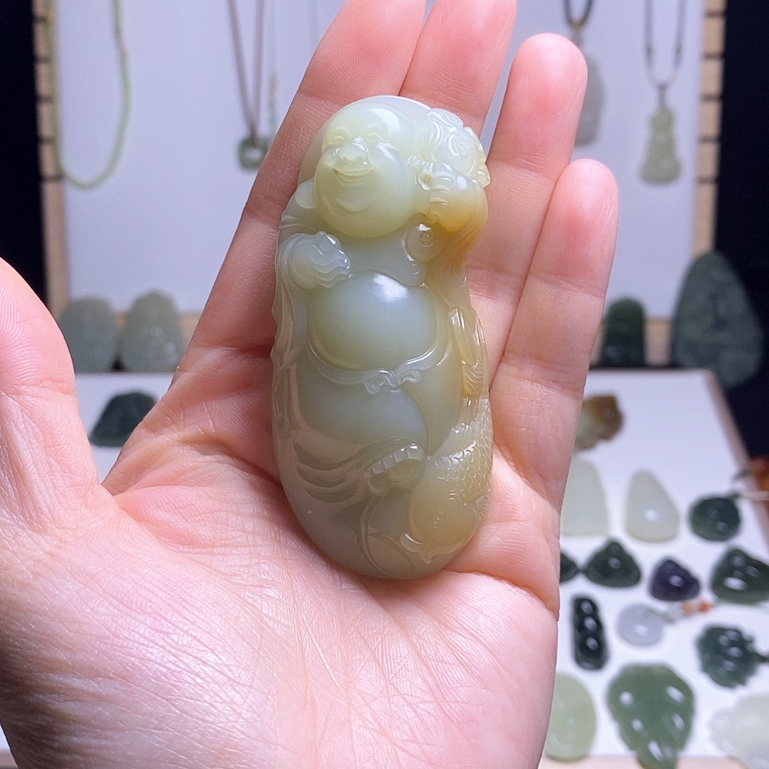 和田玉未镶嵌颈饰