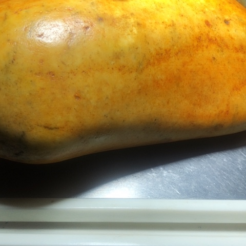 新疆和田原石石头