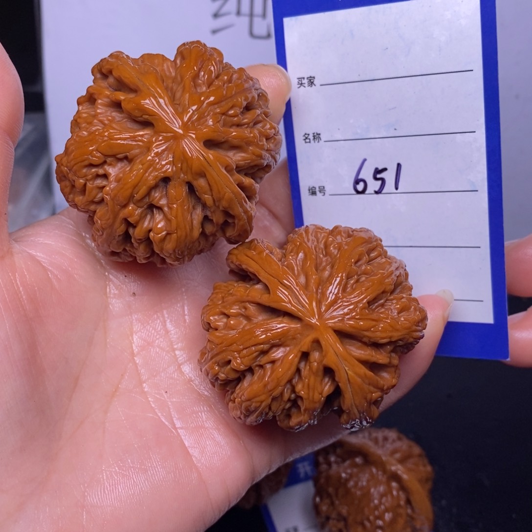 文玩核桃把件651/47粗筋